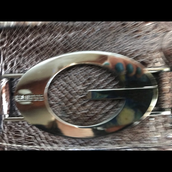 Guess medium sized bag, NEW - Picture 2 of 10